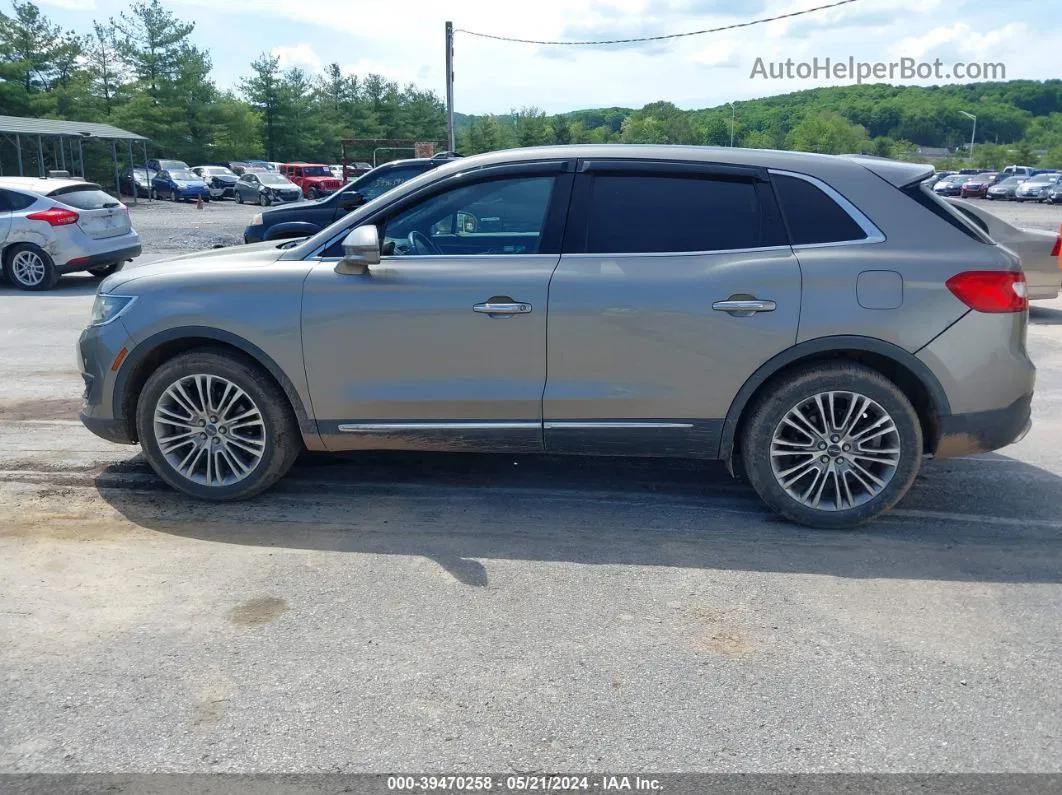 2016 Lincoln Mkx Reserve Gold vin: 2LMTJ8LR3GBL51027