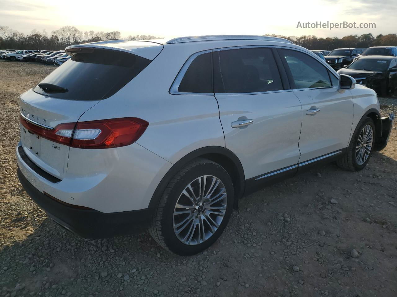 2016 Lincoln Mkx Reserve White vin: 2LMTJ8LRXGBL80363