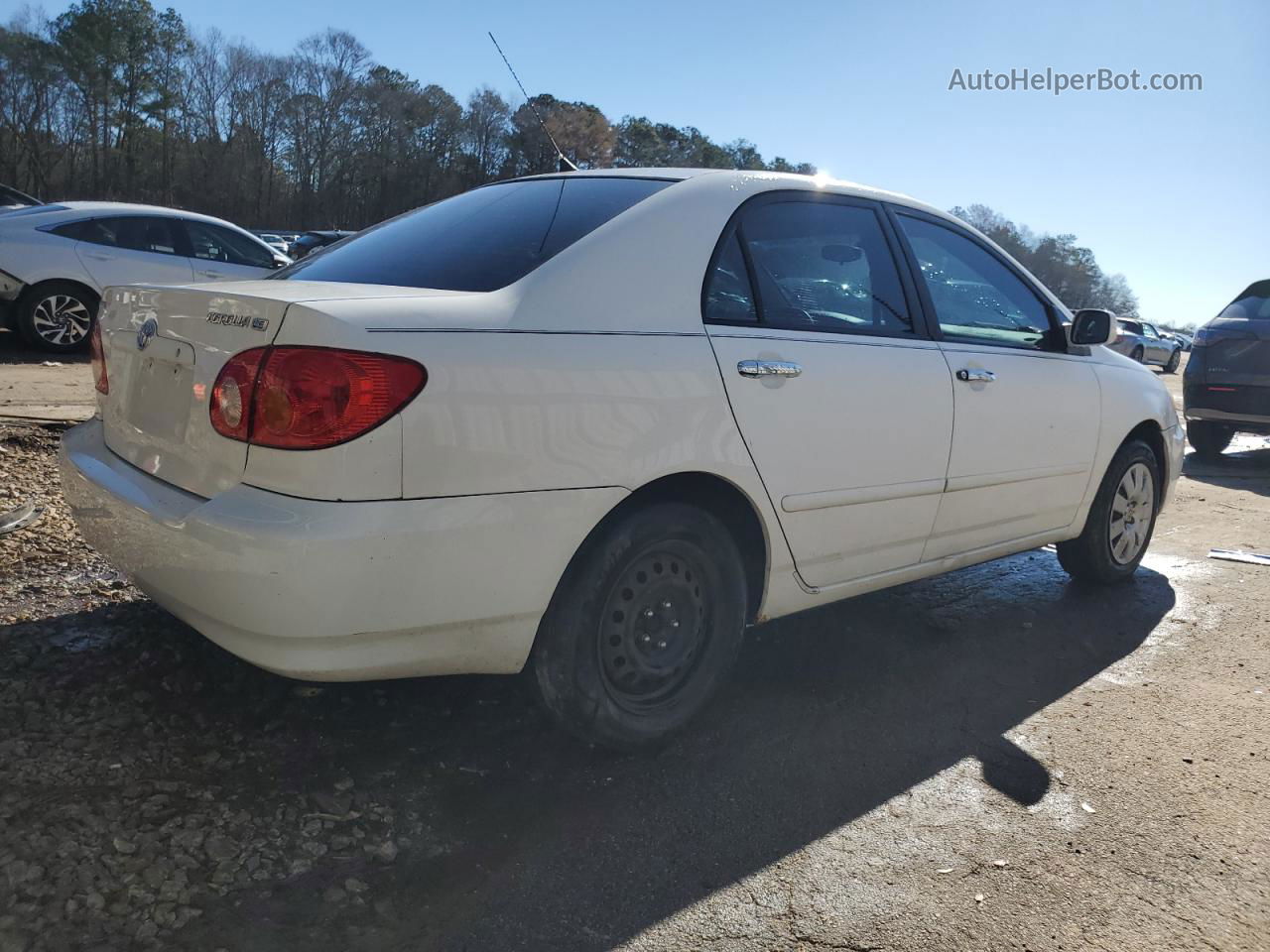 2004 Toyota Corolla Ce White vin: 2T1BR32E14C268429