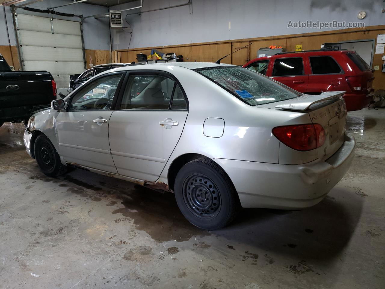 2004 Toyota Corolla Ce Silver vin: 2T1BR32EX4C182875