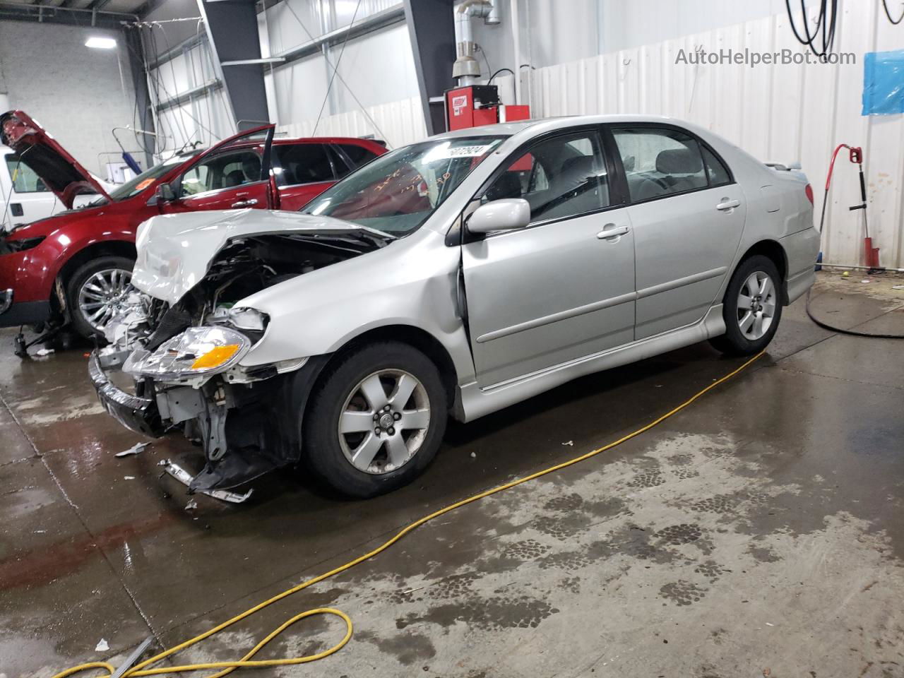 2004 Toyota Corolla Ce Silver vin: 2T1BR38E14C182139