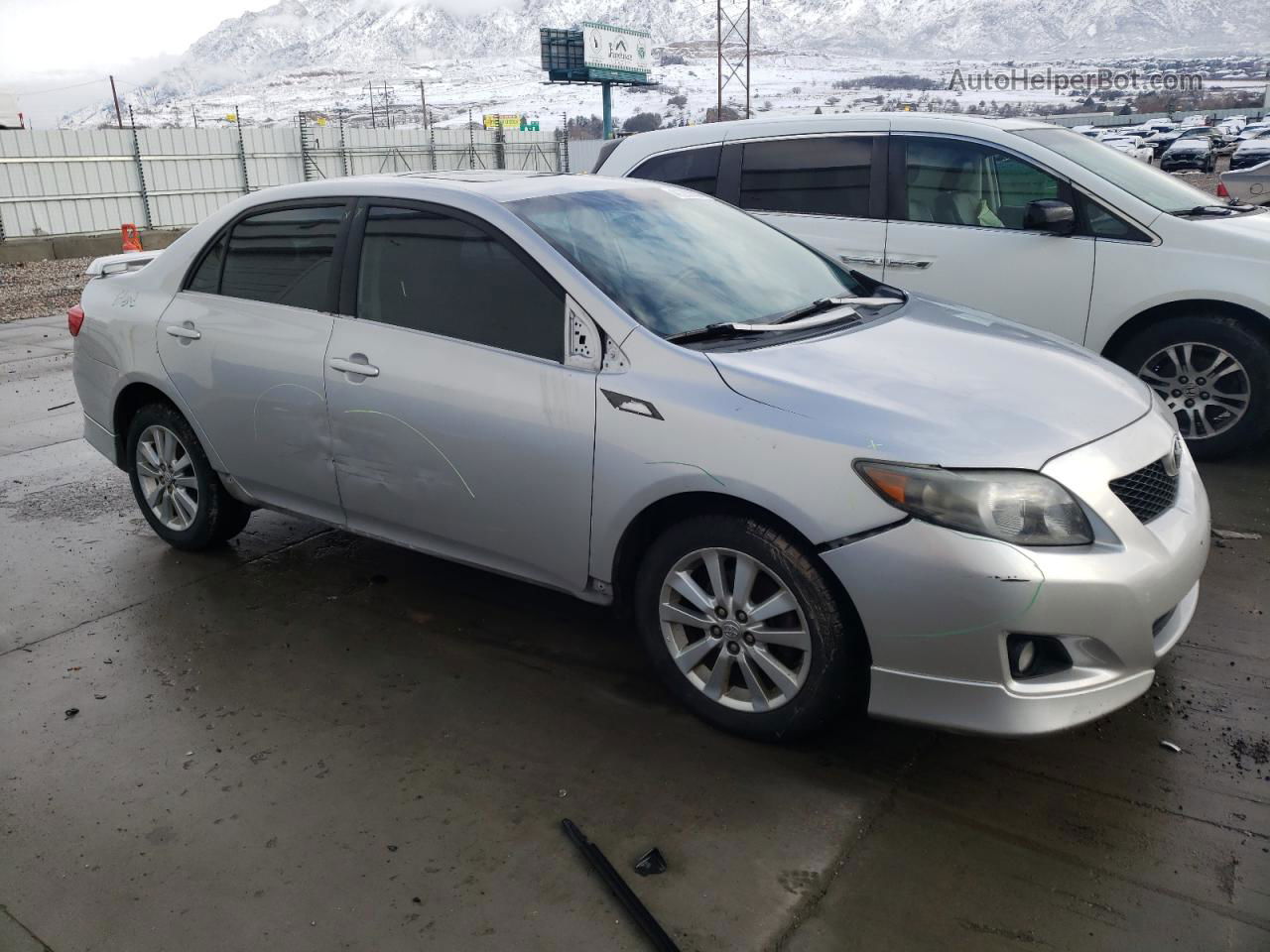 2010 Toyota Corolla Base Серебряный vin: 2T1BU4EE1AC402724