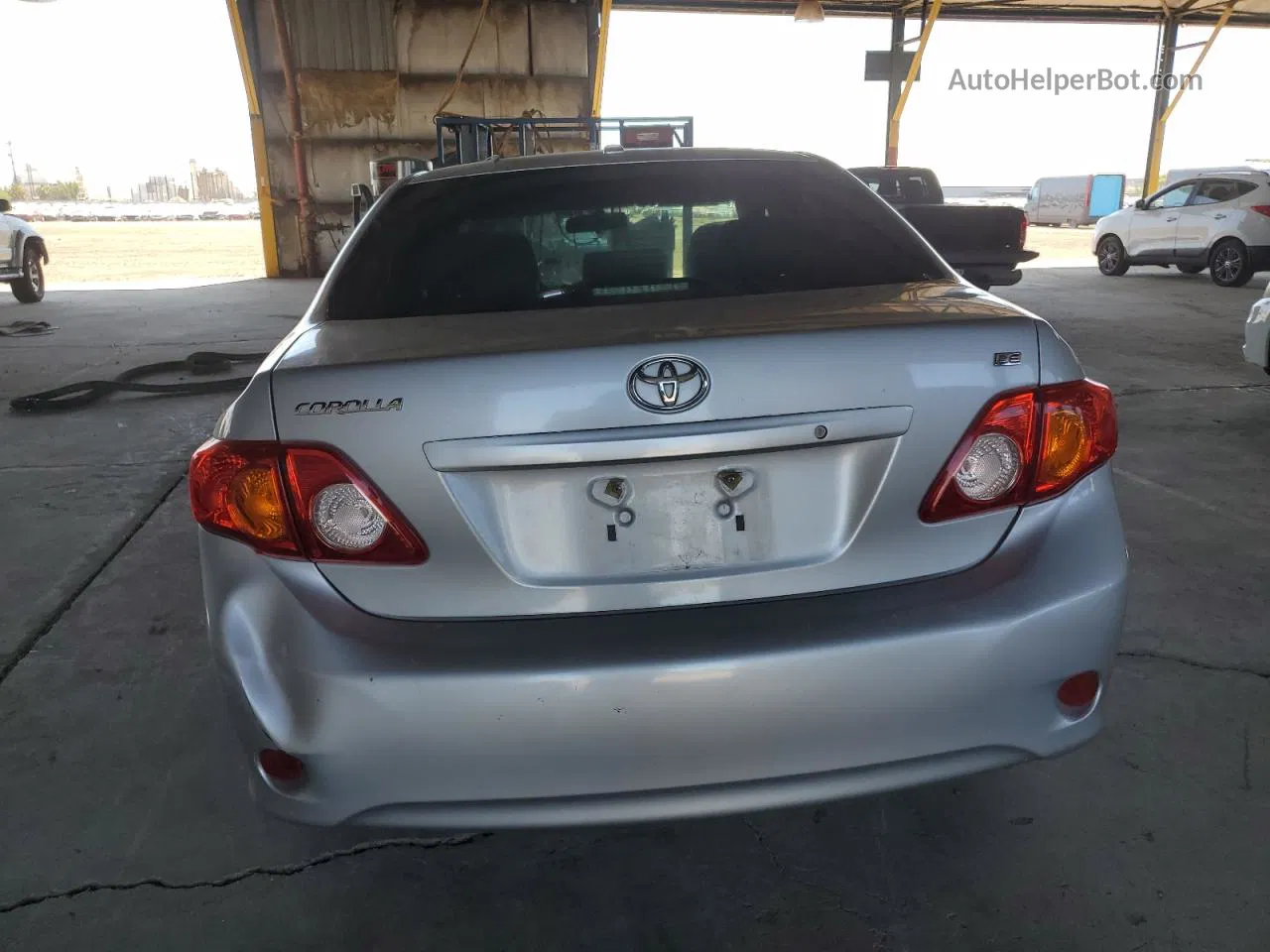 2010 Toyota Corolla Base Silver vin: 2T1BU4EE4AC411028