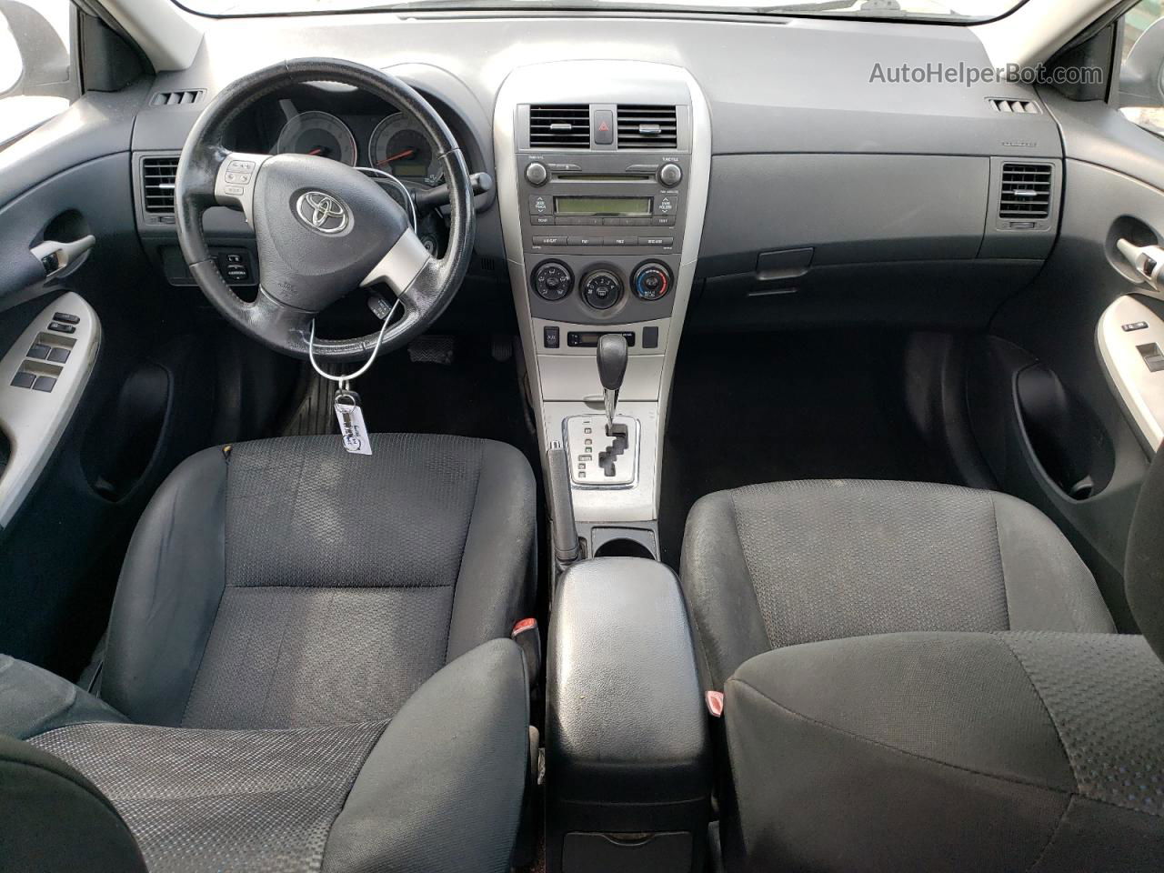 2010 Toyota Corolla Base Серебряный vin: 2T1BU4EE4AC490104