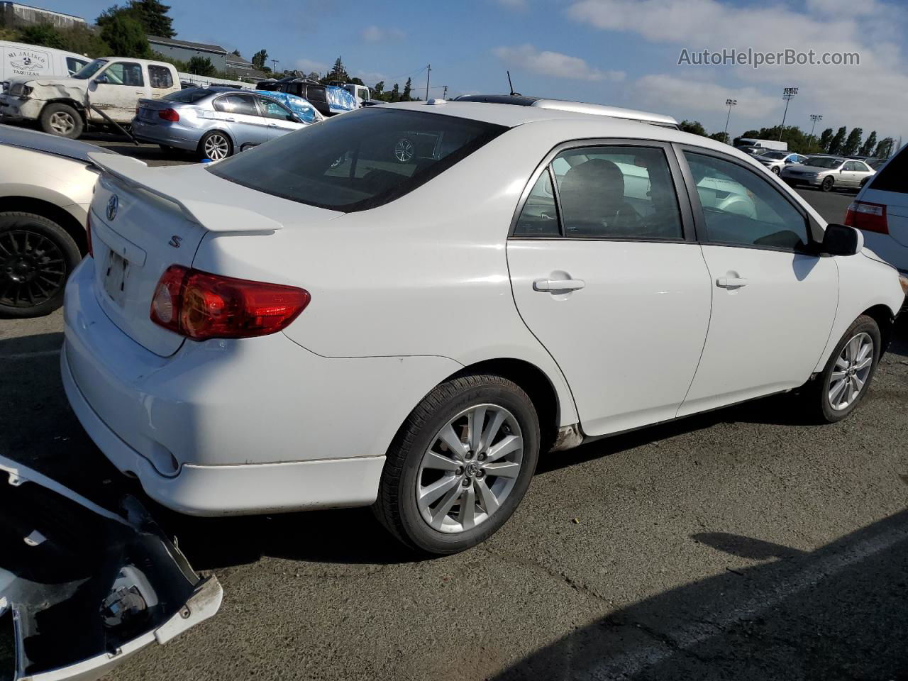 2010 Toyota Corolla Base White vin: 2T1BU4EE6AC469061