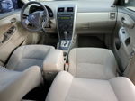 2010 Toyota Corolla Base Золотой vin: 2T1BU4EE7AC487794