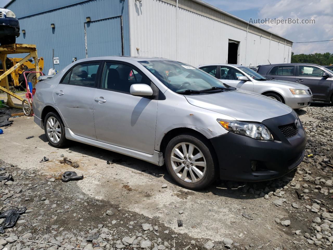 2010 Toyota Corolla Base Серебряный vin: 2T1BU4EEXAC454465