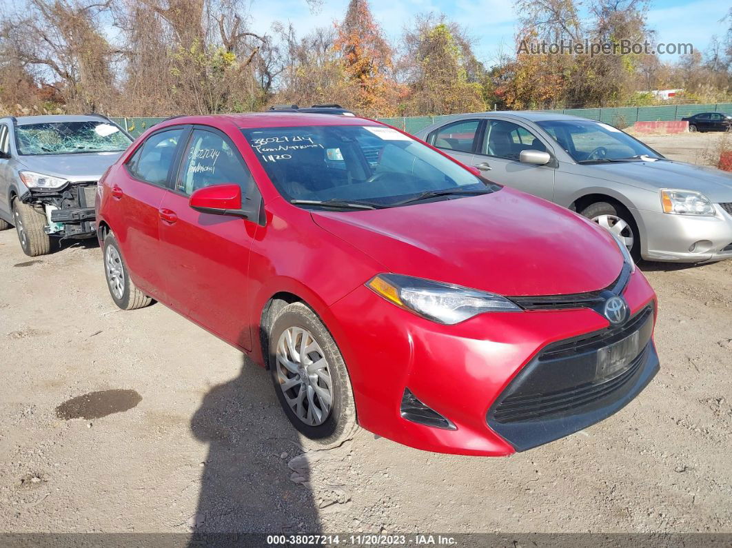 2017 Toyota Corolla Le Red vin: 2T1BURHE0HC897615