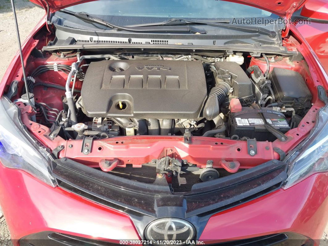 2017 Toyota Corolla Le Red vin: 2T1BURHE0HC897615