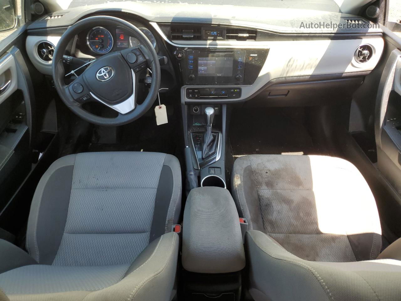 2017 Toyota Corolla L Серебряный vin: 2T1BURHE0HC933075