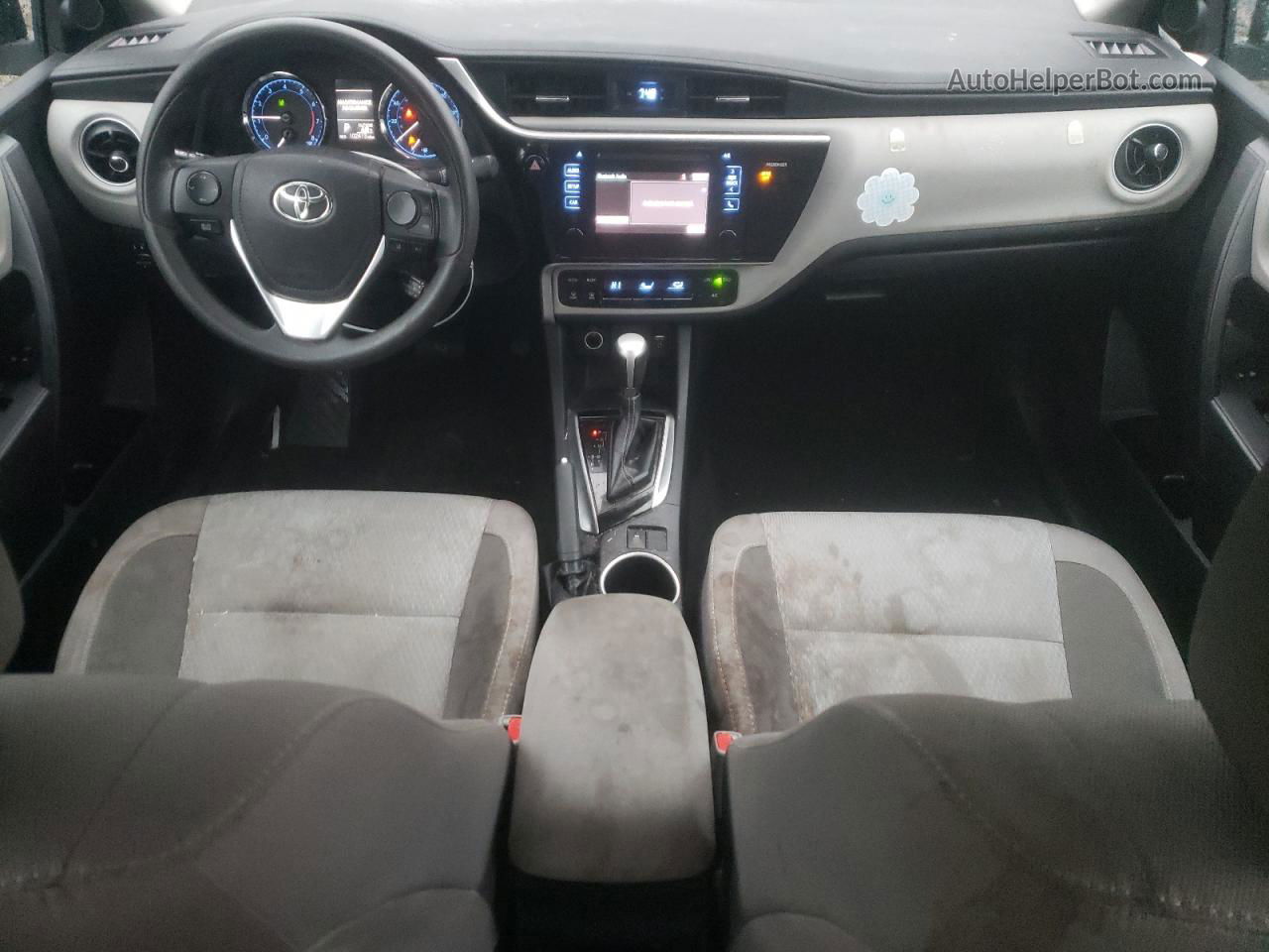 2017 Toyota Corolla L Серебряный vin: 2T1BURHE0HC953312