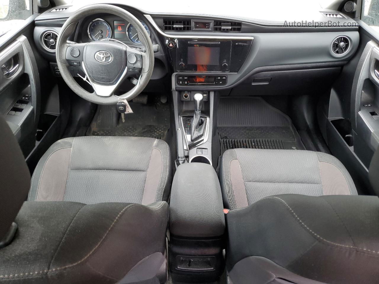 2019 Toyota Corolla L Серый vin: 2T1BURHE0KC169297