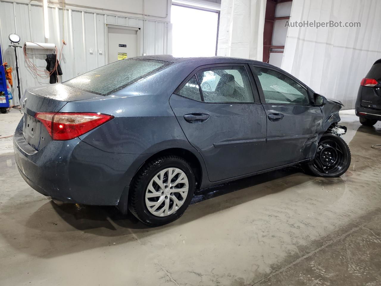 2019 Toyota Corolla L Gray vin: 2T1BURHE0KC178968