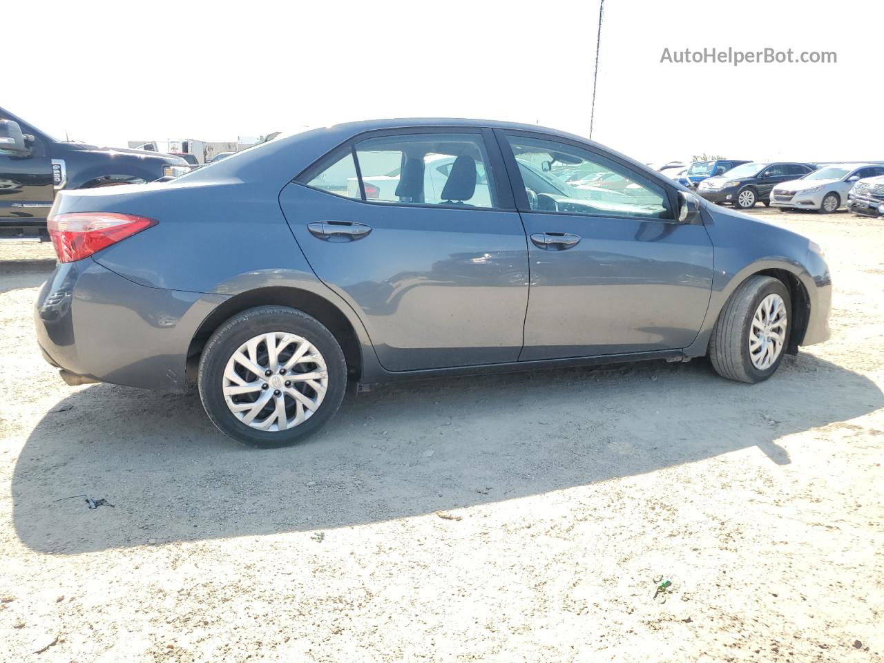 2019 Toyota Corolla L Gray vin: 2T1BURHE0KC240384