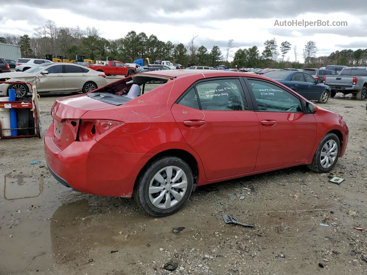 2015 Toyota Corolla L Red vin: 2T1BURHE1FC351094