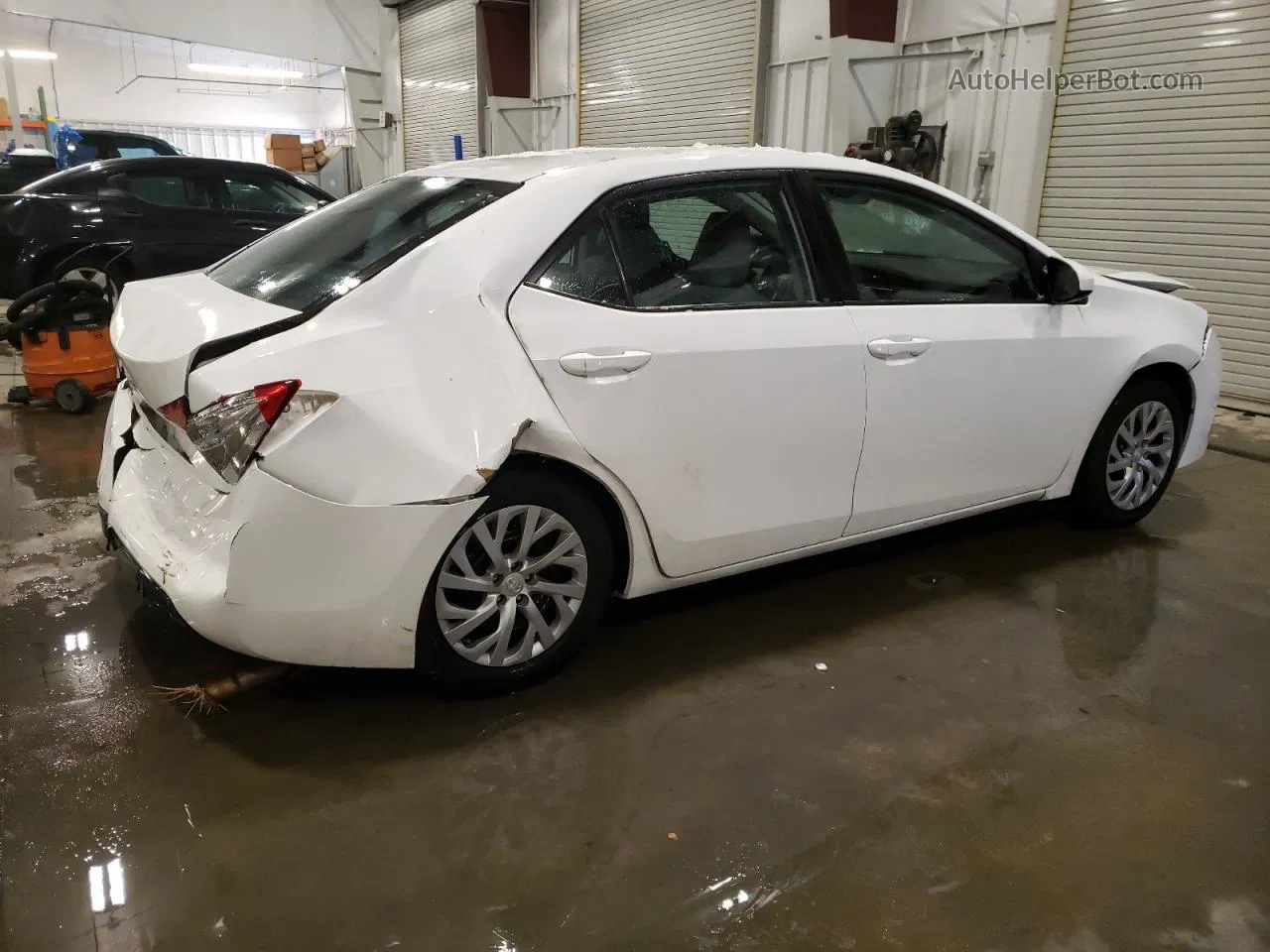 2017 Toyota Corolla L White vin: 2T1BURHE1HC823569