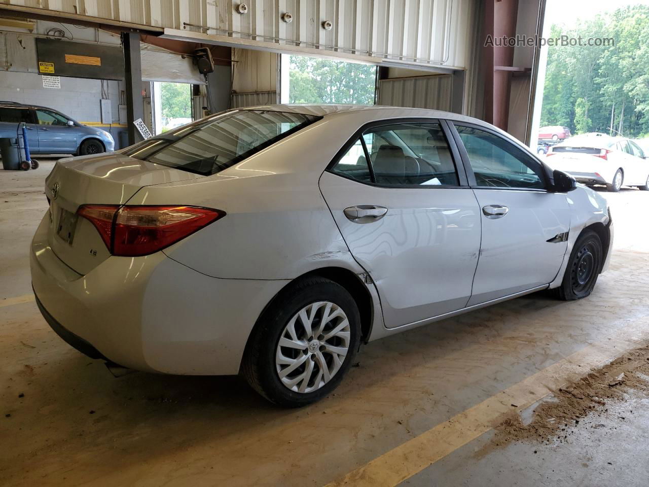 2017 Toyota Corolla L Silver vin: 2T1BURHE1HC921453