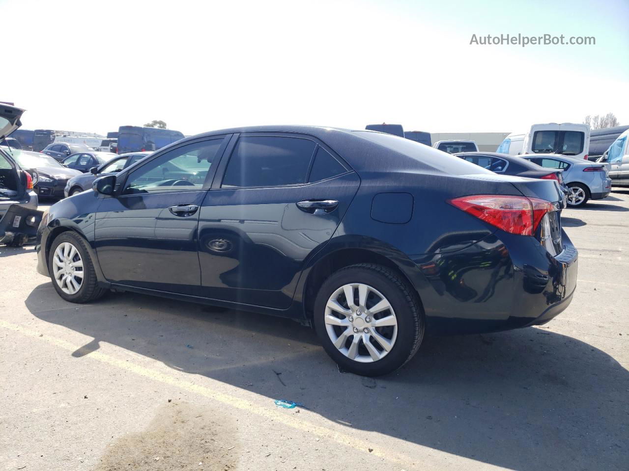 2019 Toyota Corolla L Blue vin: 2T1BURHE1KC155523