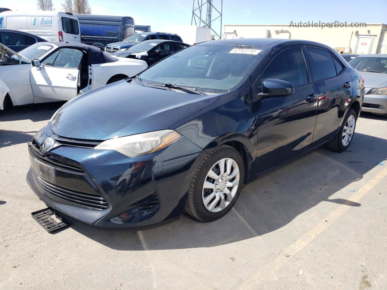 2019 Toyota Corolla L Синий vin: 2T1BURHE1KC155523