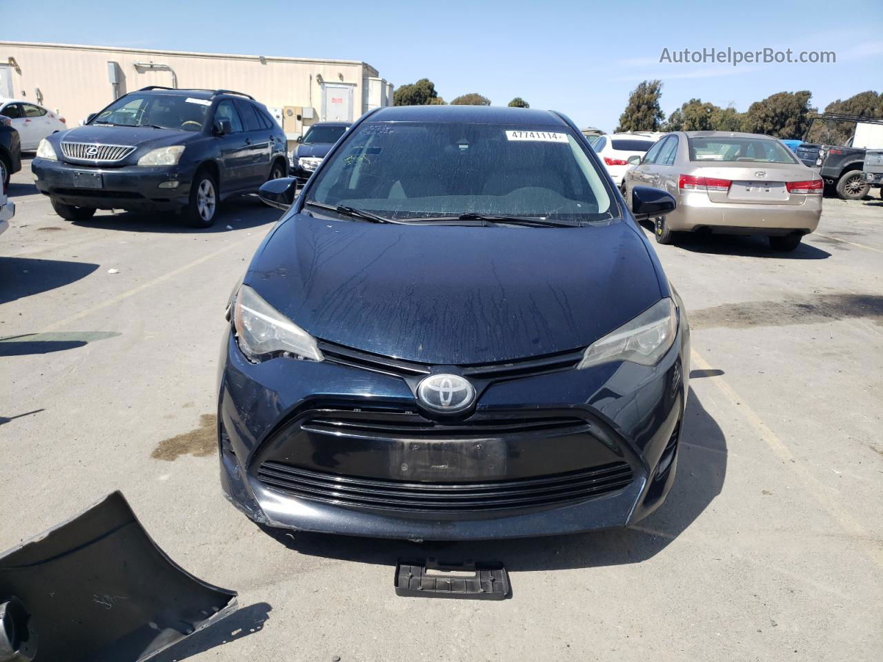 2019 Toyota Corolla L Blue vin: 2T1BURHE1KC155523