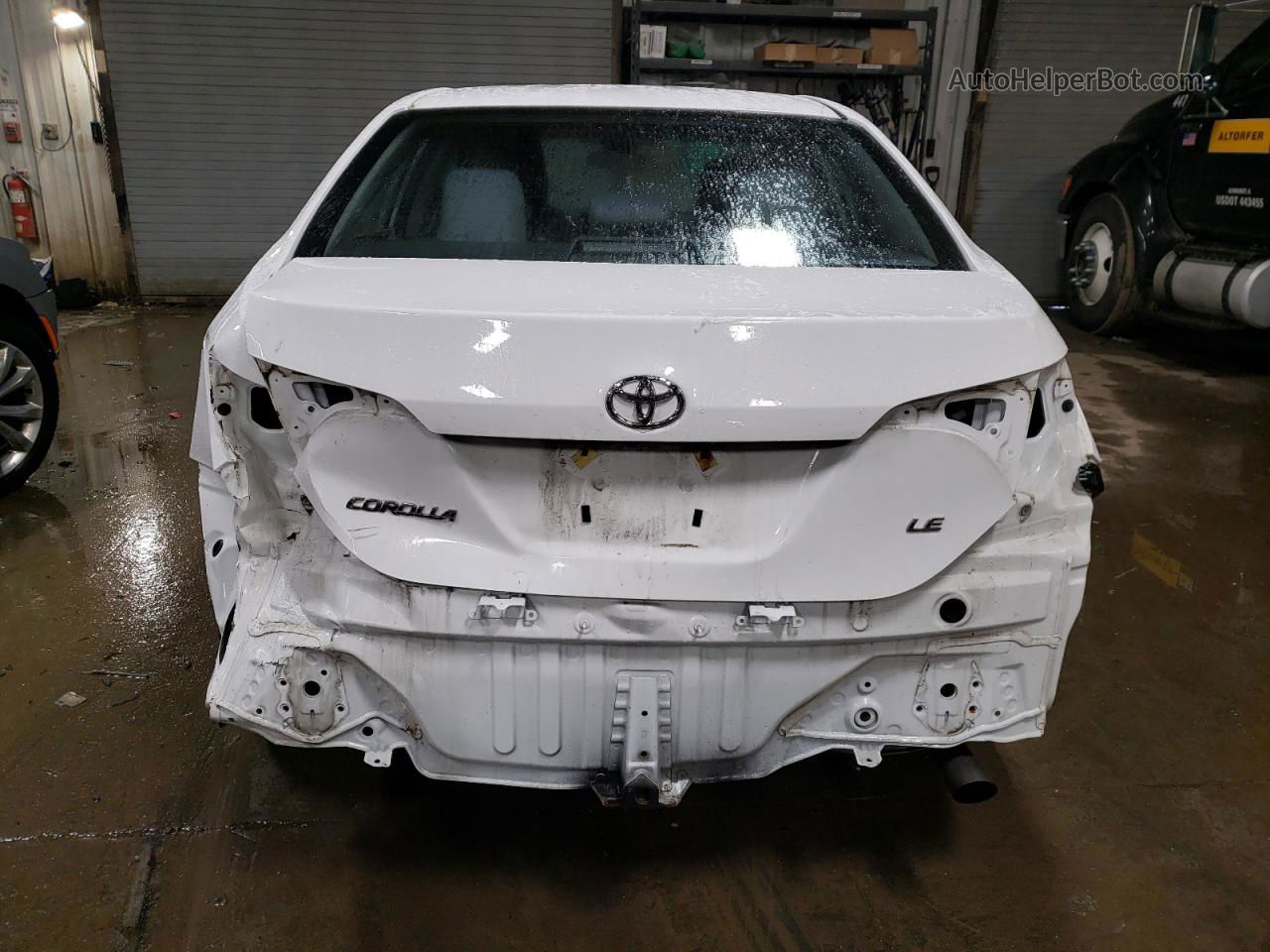 2019 Toyota Corolla L Белый vin: 2T1BURHE1KC169793