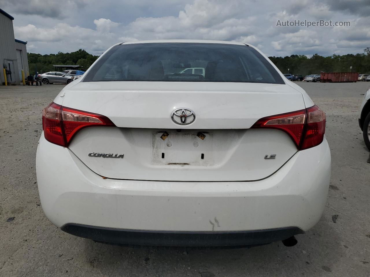 2019 Toyota Corolla L White vin: 2T1BURHE1KC239437