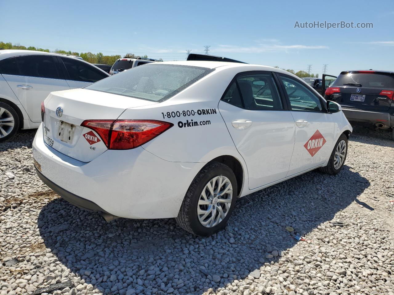 2019 Toyota Corolla L White vin: 2T1BURHE1KC240247