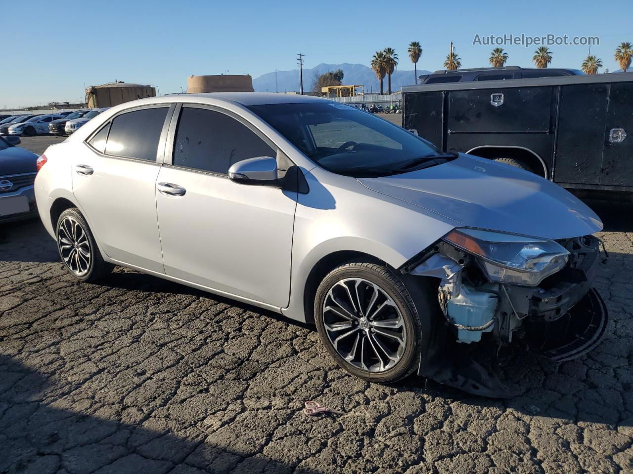 2014 Toyota Corolla L Silver vin: 2T1BURHE2EC059954