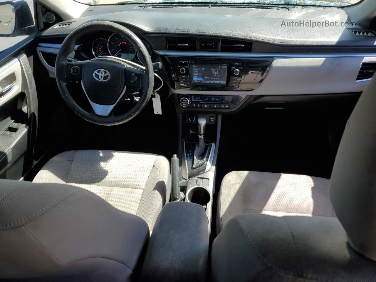 2015 Toyota Corolla L Серебряный vin: 2T1BURHE2FC392575