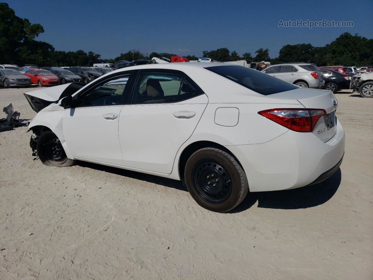 2015 Toyota Corolla L White vin: 2T1BURHE2FC443654