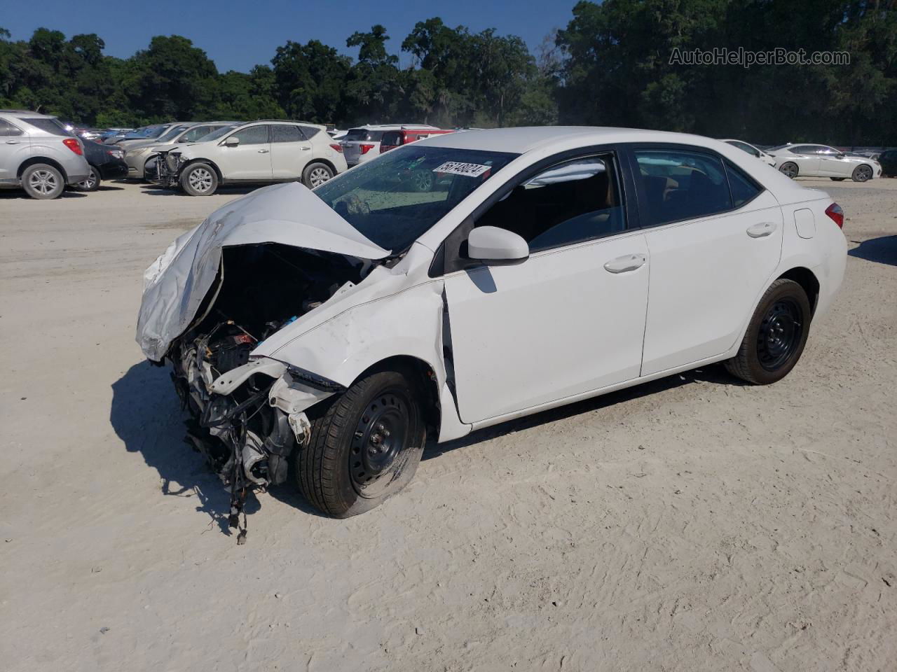 2015 Toyota Corolla L Белый vin: 2T1BURHE2FC443654