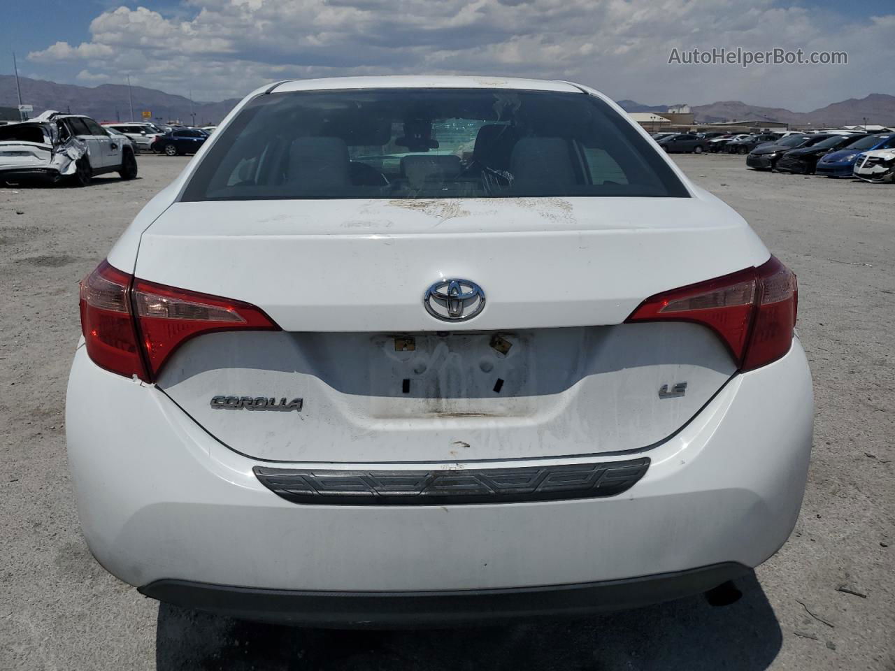 2019 Toyota Corolla L White vin: 2T1BURHE2KC160732