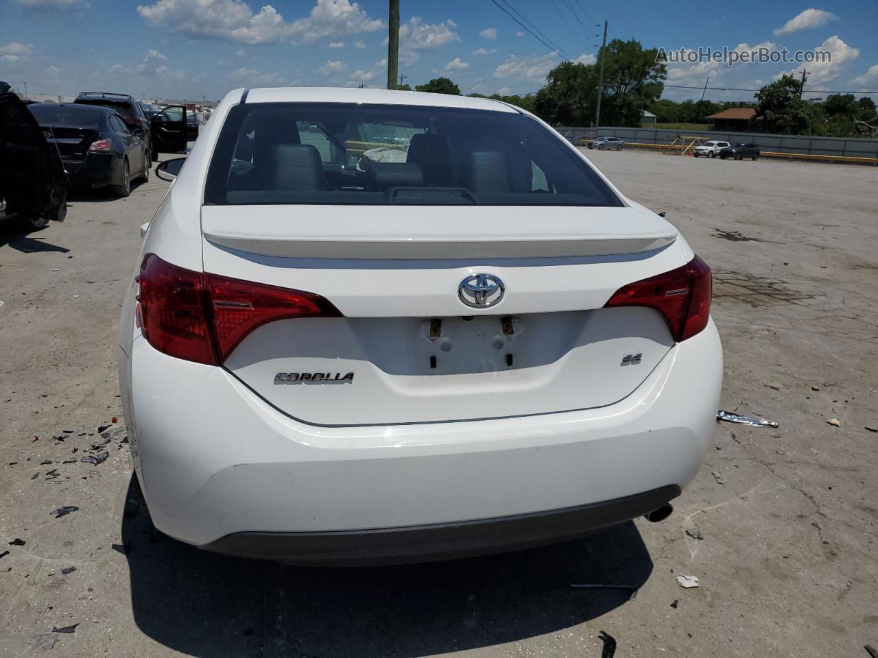 2019 Toyota Corolla L White vin: 2T1BURHE2KC196470