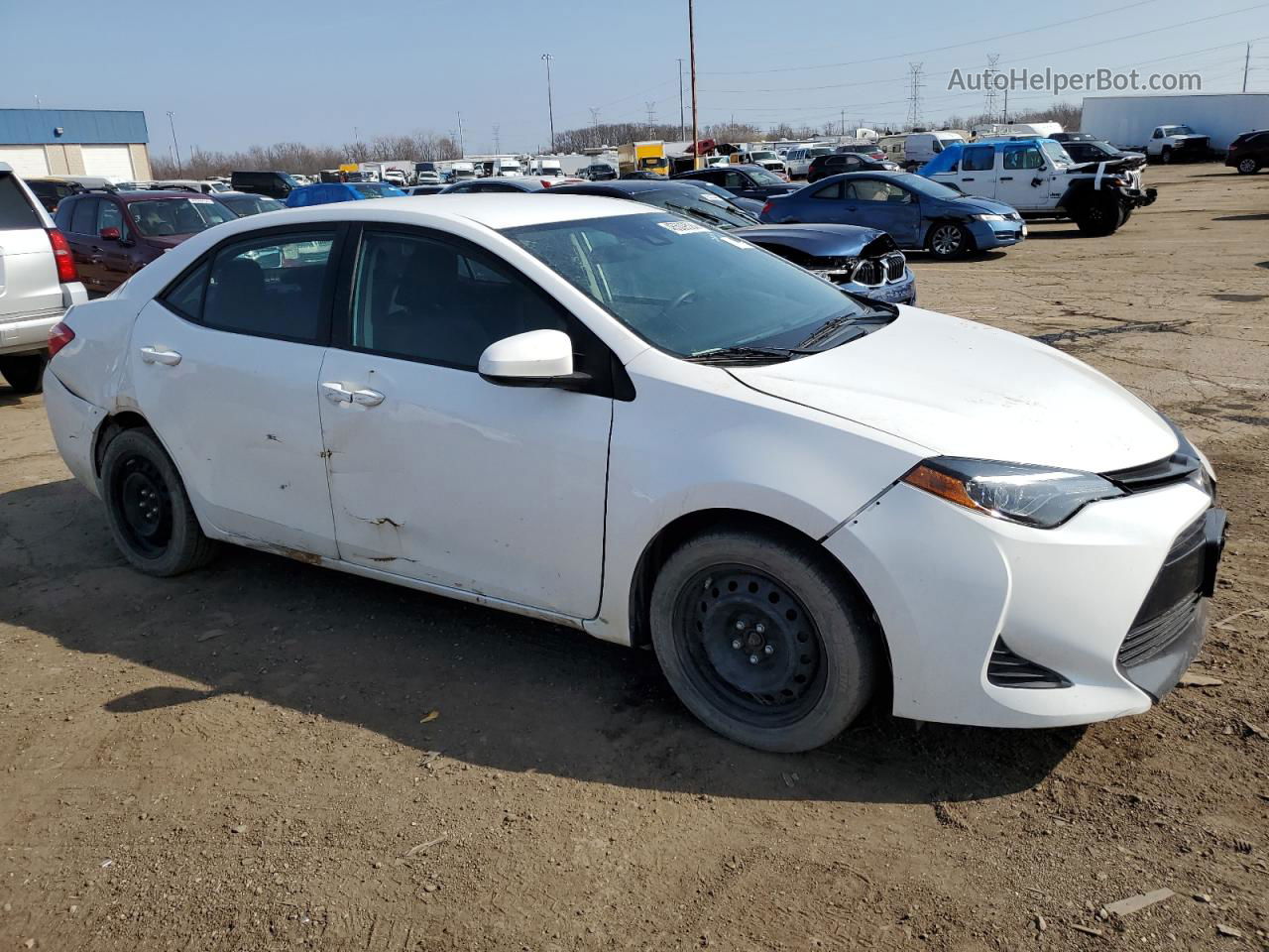 2019 Toyota Corolla L White vin: 2T1BURHE2KC216832