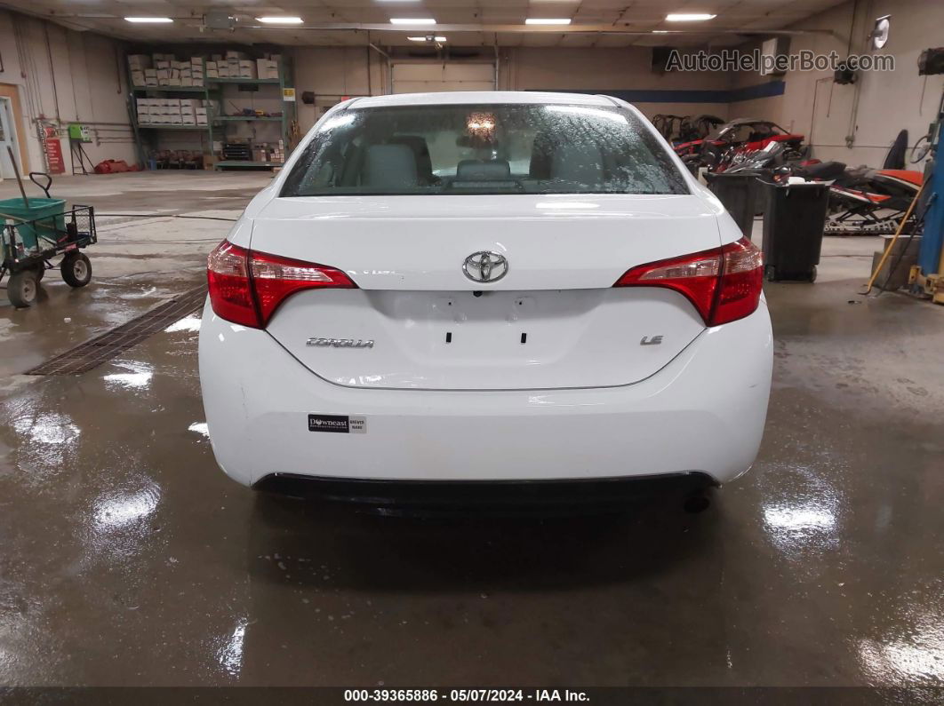 2019 Toyota Corolla Le White vin: 2T1BURHE2KC224039