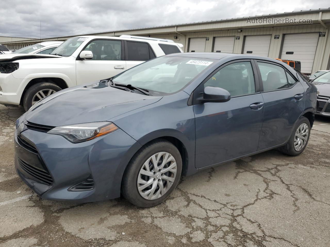 2019 Toyota Corolla L Синий vin: 2T1BURHE2KC240550