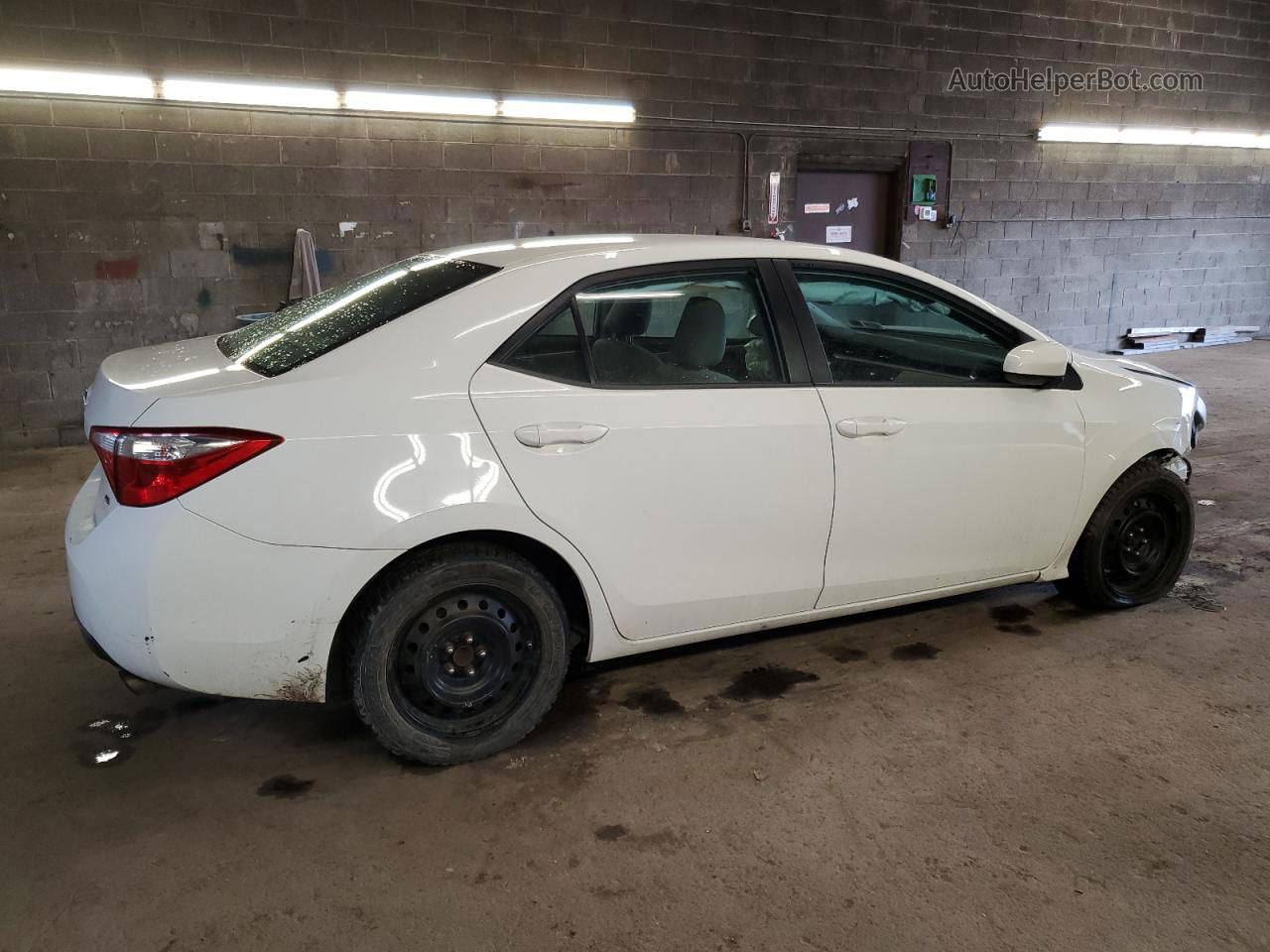 2015 Toyota Corolla L White vin: 2T1BURHE3FC230812