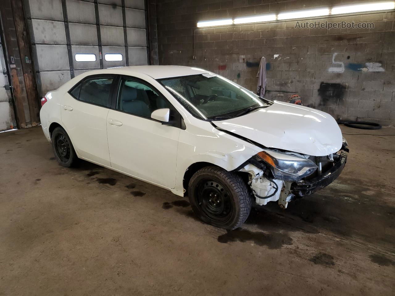 2015 Toyota Corolla L White vin: 2T1BURHE3FC230812