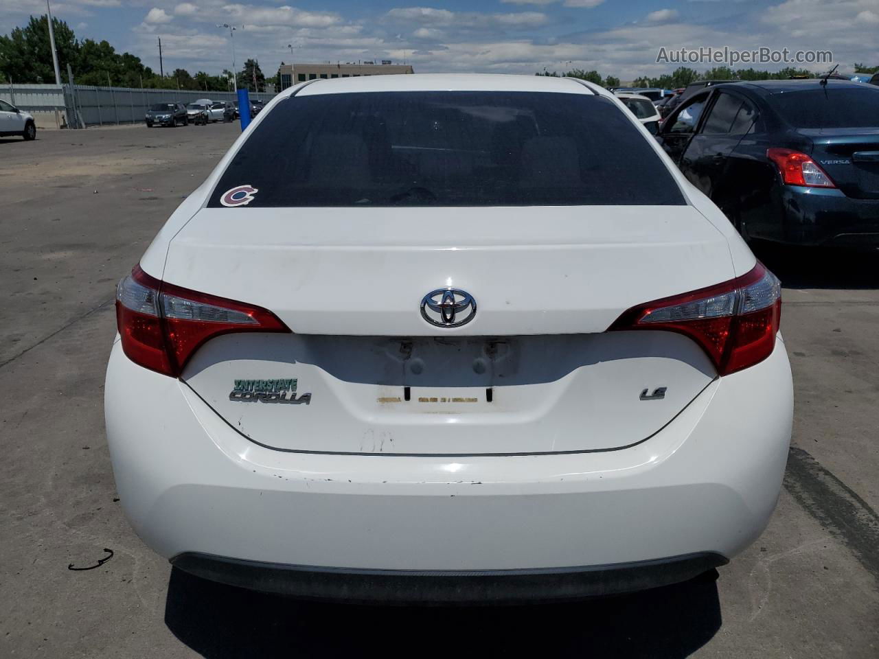 2015 Toyota Corolla L White vin: 2T1BURHE3FC415135