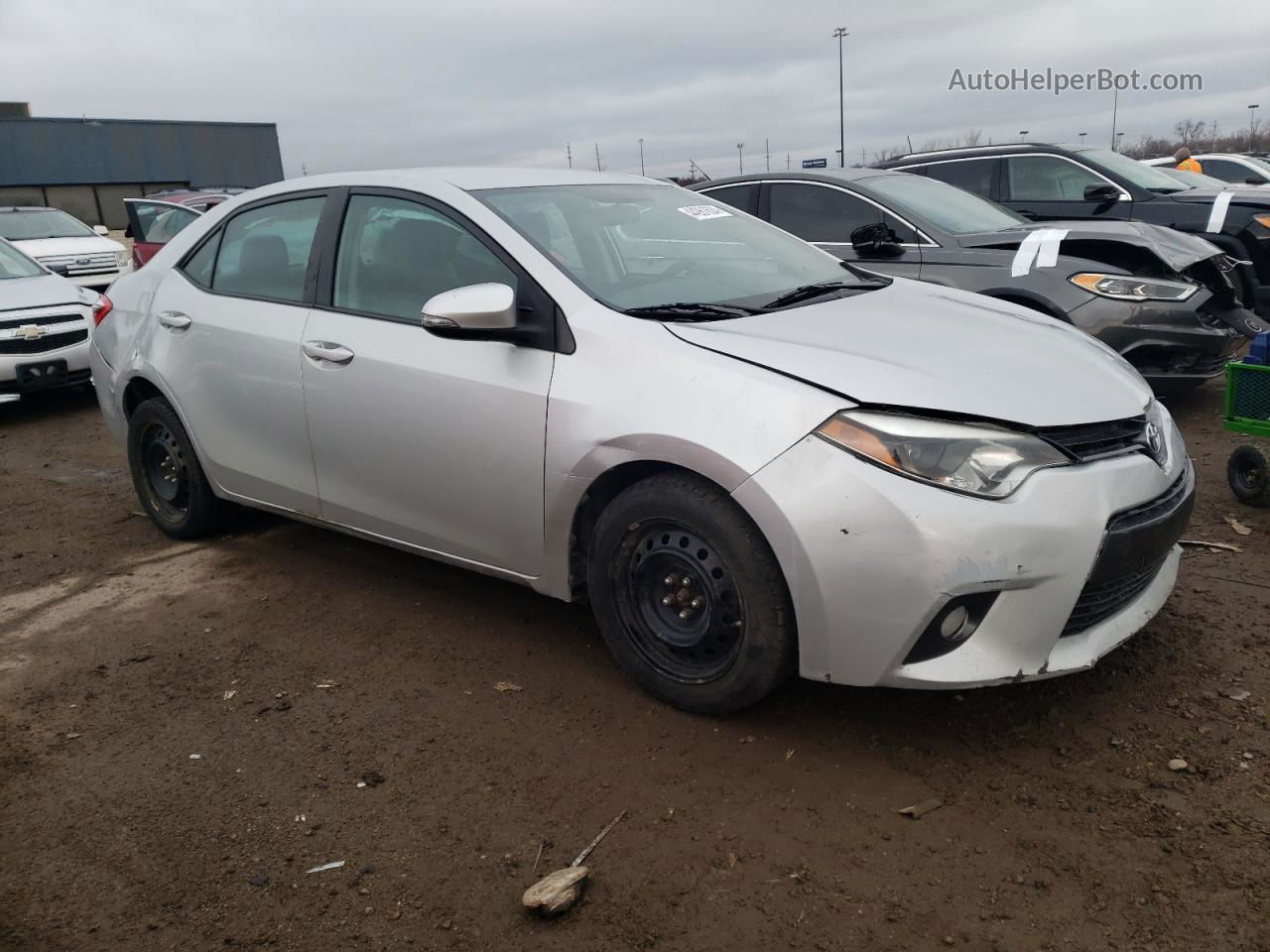 2015 Toyota Corolla L Серебряный vin: 2T1BURHE3FC443002