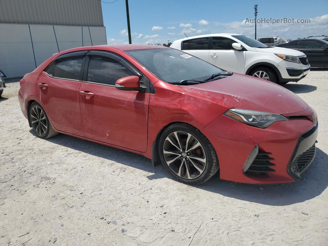 2017 Toyota Corolla L Красный vin: 2T1BURHE3HC821497