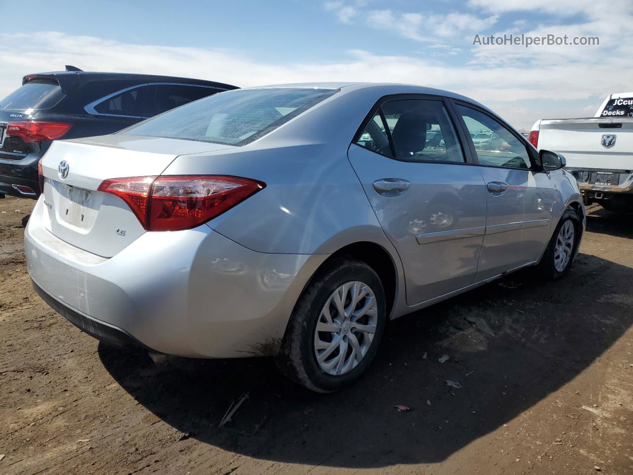 2017 Toyota Corolla L Серебряный vin: 2T1BURHE3HC834668