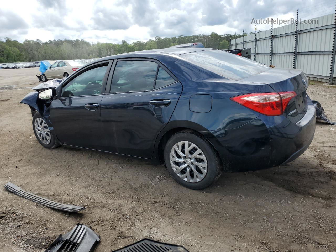 2019 Toyota Corolla L Blue vin: 2T1BURHE3KC190922