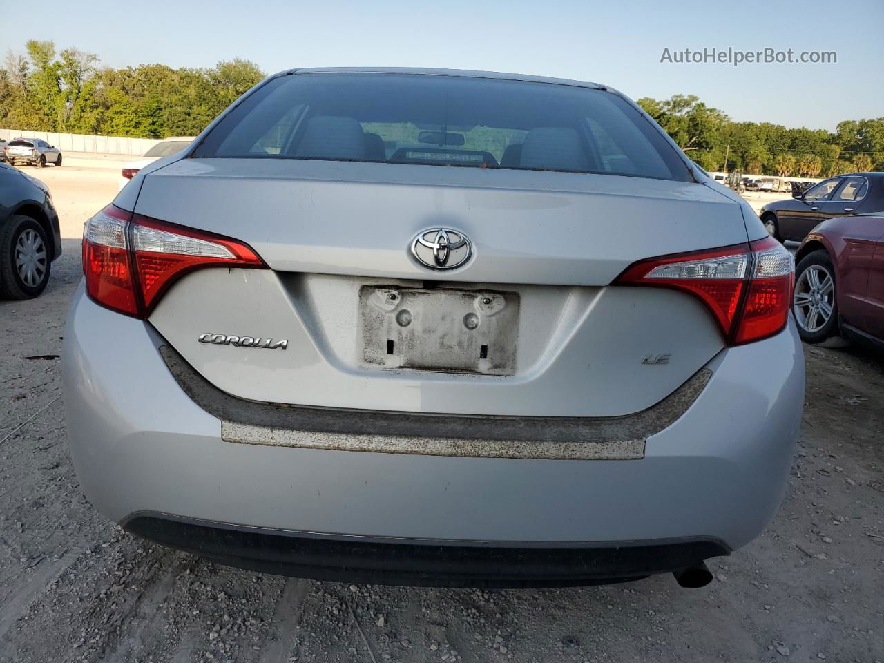 2014 Toyota Corolla L Silver vin: 2T1BURHE4EC158002