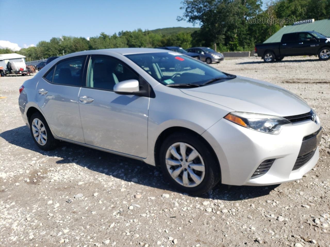 2015 Toyota Corolla L Silver vin: 2T1BURHE4FC280652