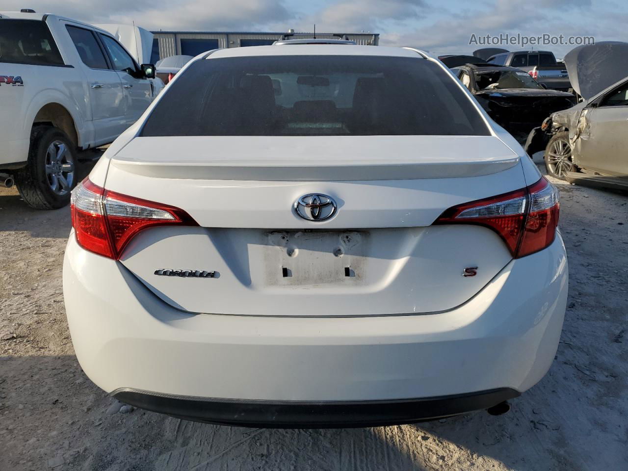 2015 Toyota Corolla L White vin: 2T1BURHE4FC340977