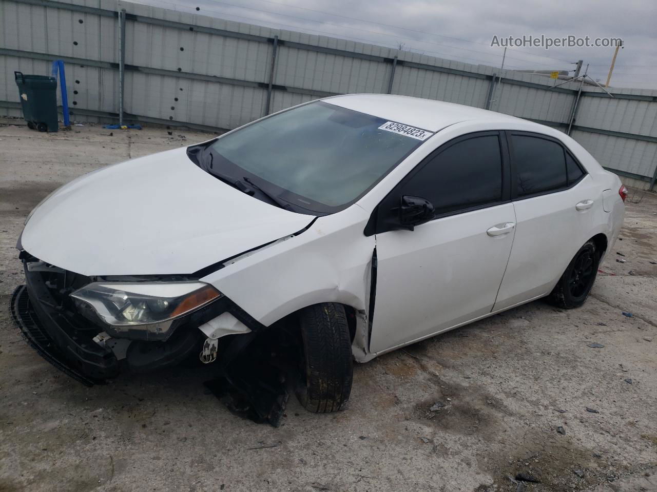 2015 Toyota Corolla L White vin: 2T1BURHE4FC446152