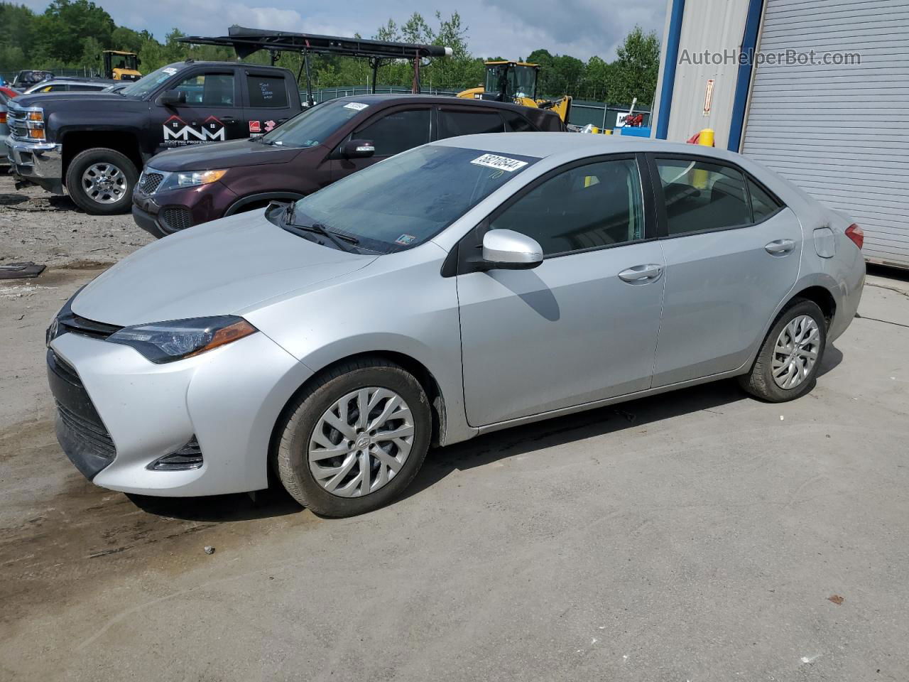 2017 Toyota Corolla L Серебряный vin: 2T1BURHE4HC947867