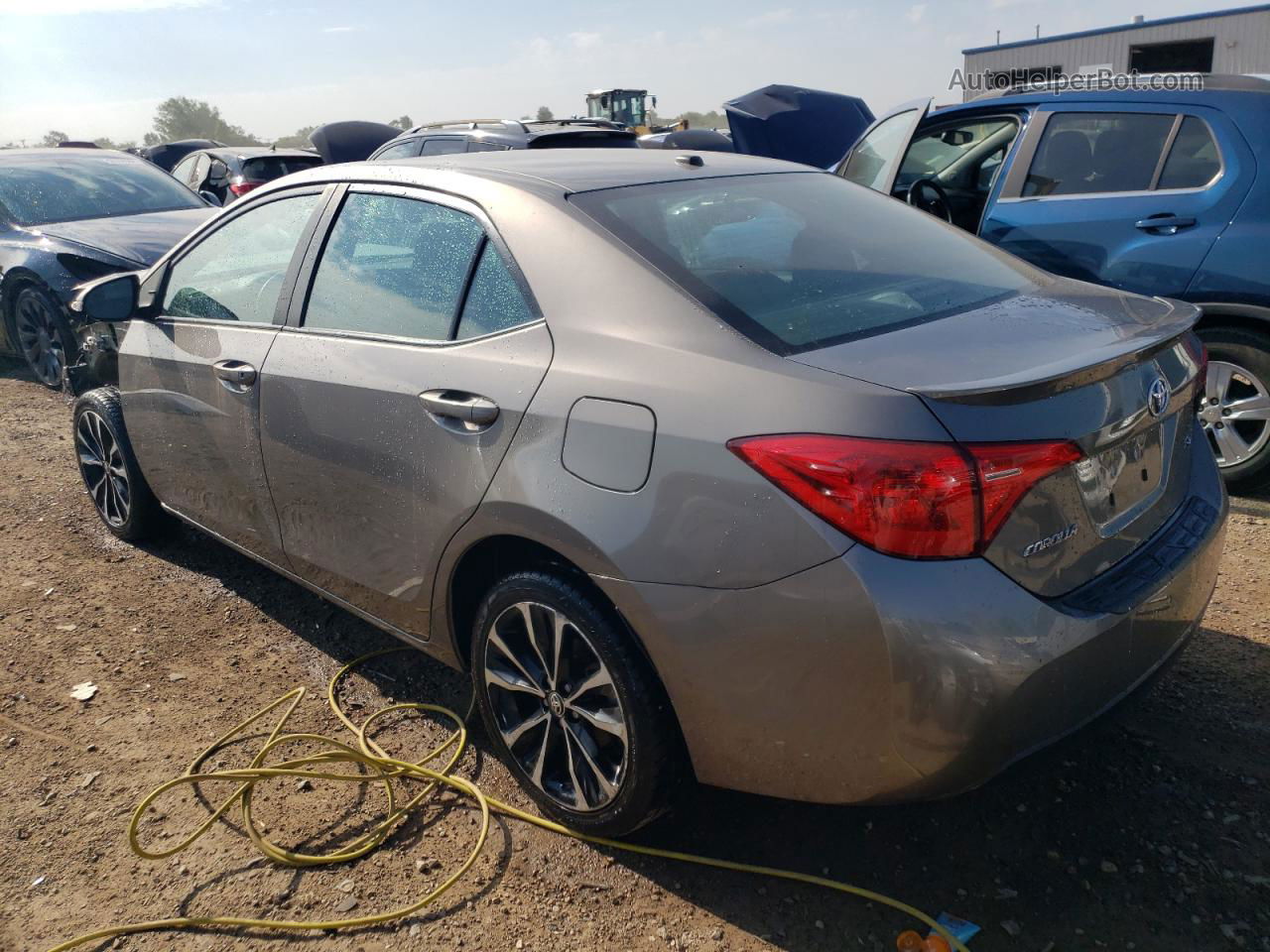 2019 Toyota Corolla L Gray vin: 2T1BURHE4KC126842