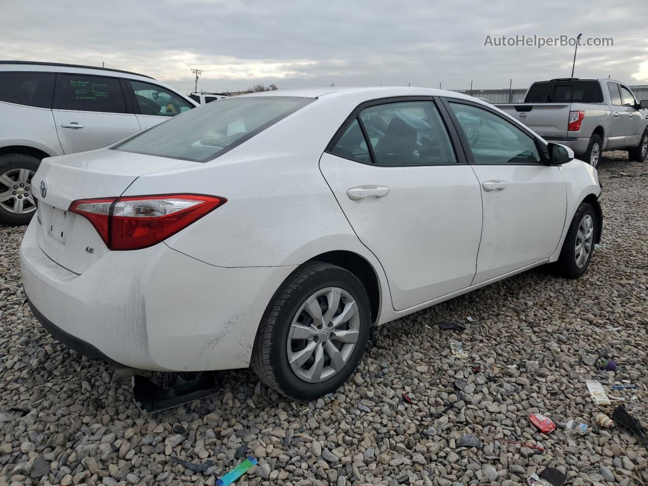 2015 Toyota Corolla L White vin: 2T1BURHE5FC232772